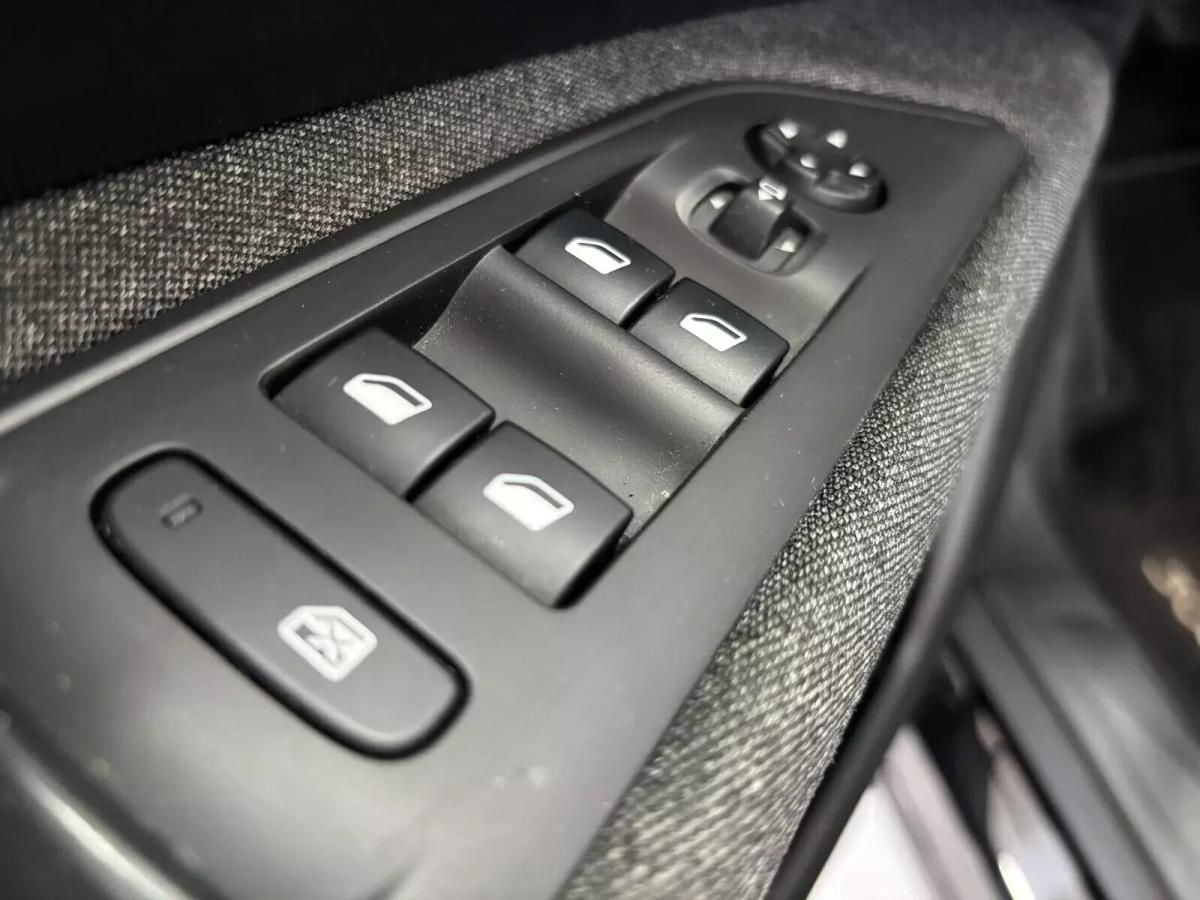 peugeot-3008-2019-diesel-1499cc