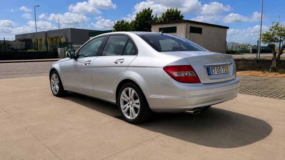 mercedes-benz-classe-c-2007-diesel-2143cc