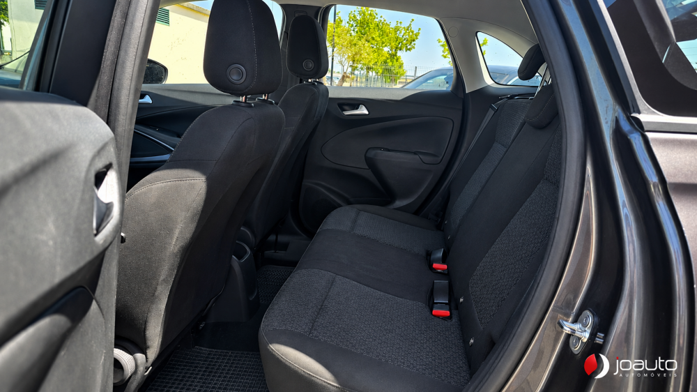 opel-crossland-2023-gasolina-1199cc