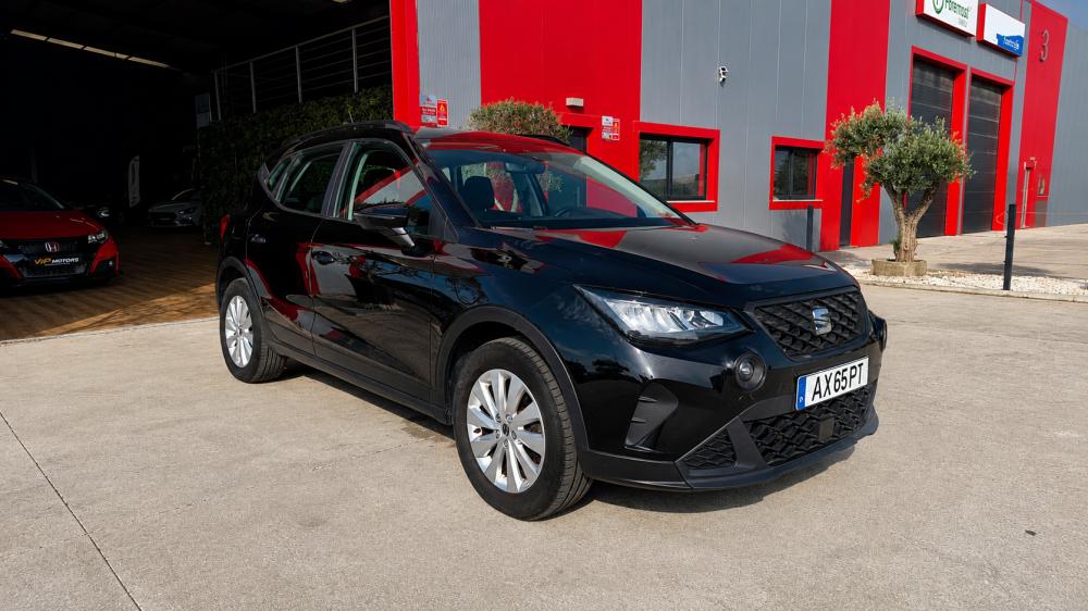 seat-arona-2023-gasolina-999cc
