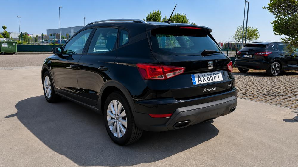 seat-arona-2023-gasolina-999cc