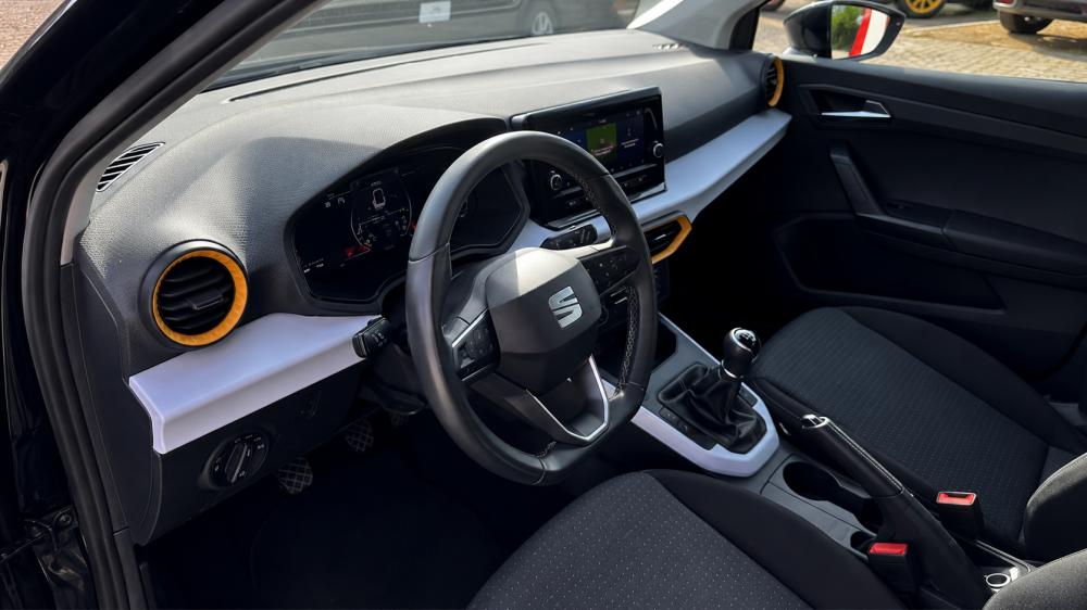seat-arona-2023-gasolina-999cc