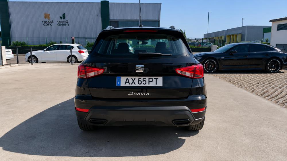 seat-arona-2023-gasolina-999cc