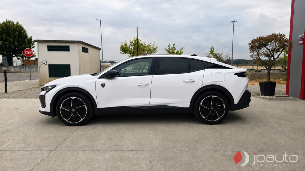 peugeot-408-2024-hibrido-a-gasolina-1598cc