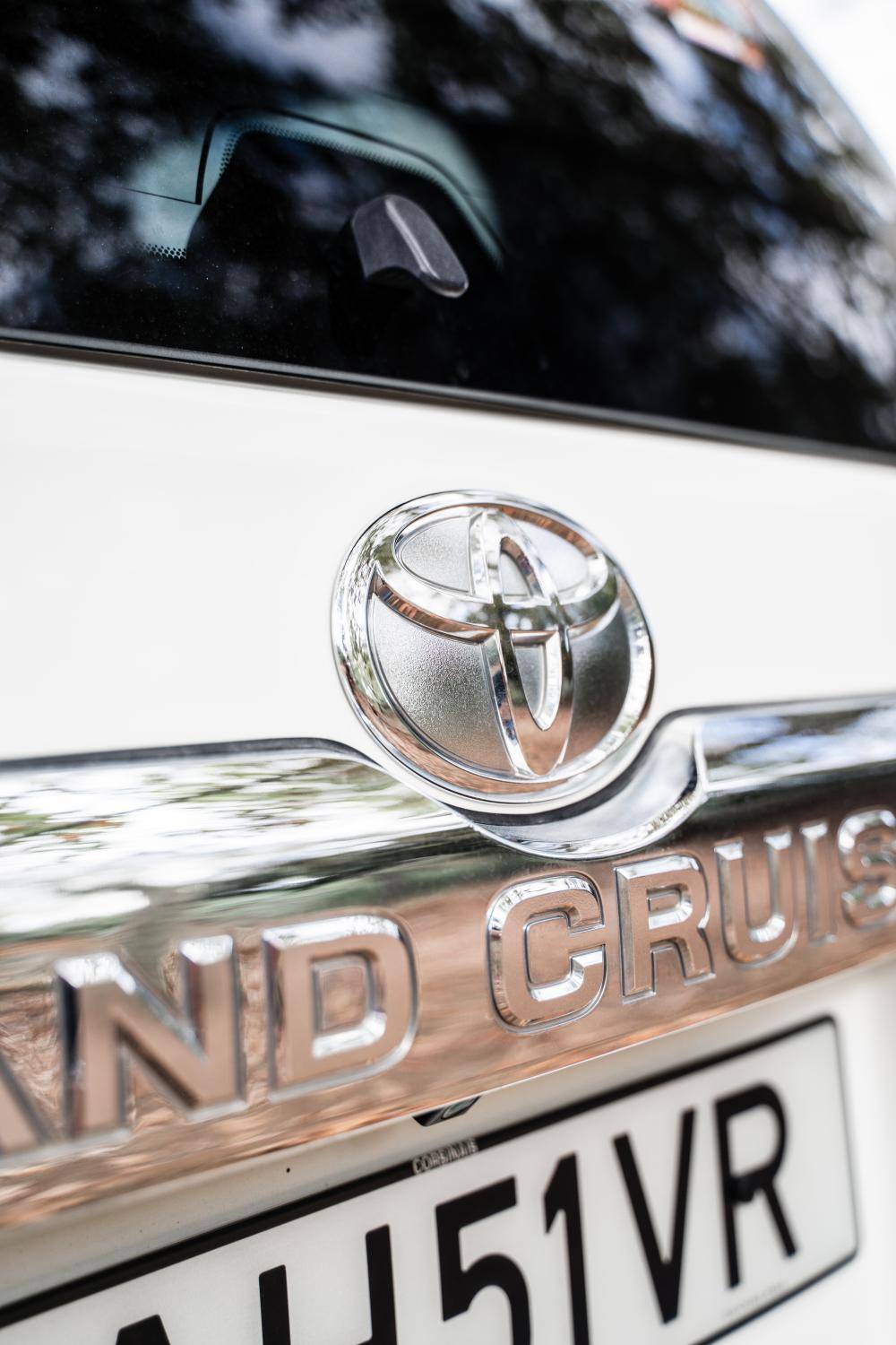 toyota-land-cruiser-2015-diesel-2982cc