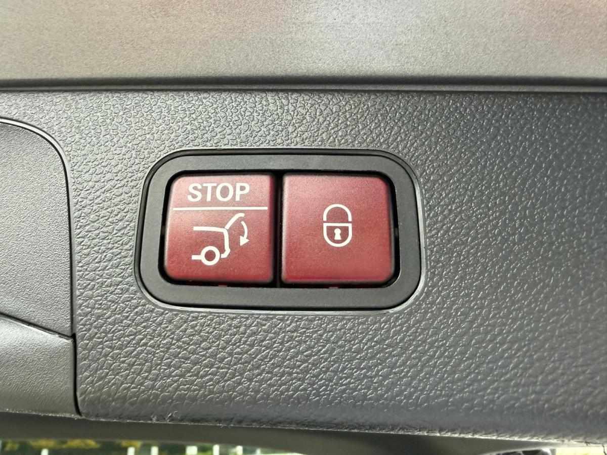 mercedes-benz-glc-2017-diesel-2143cc