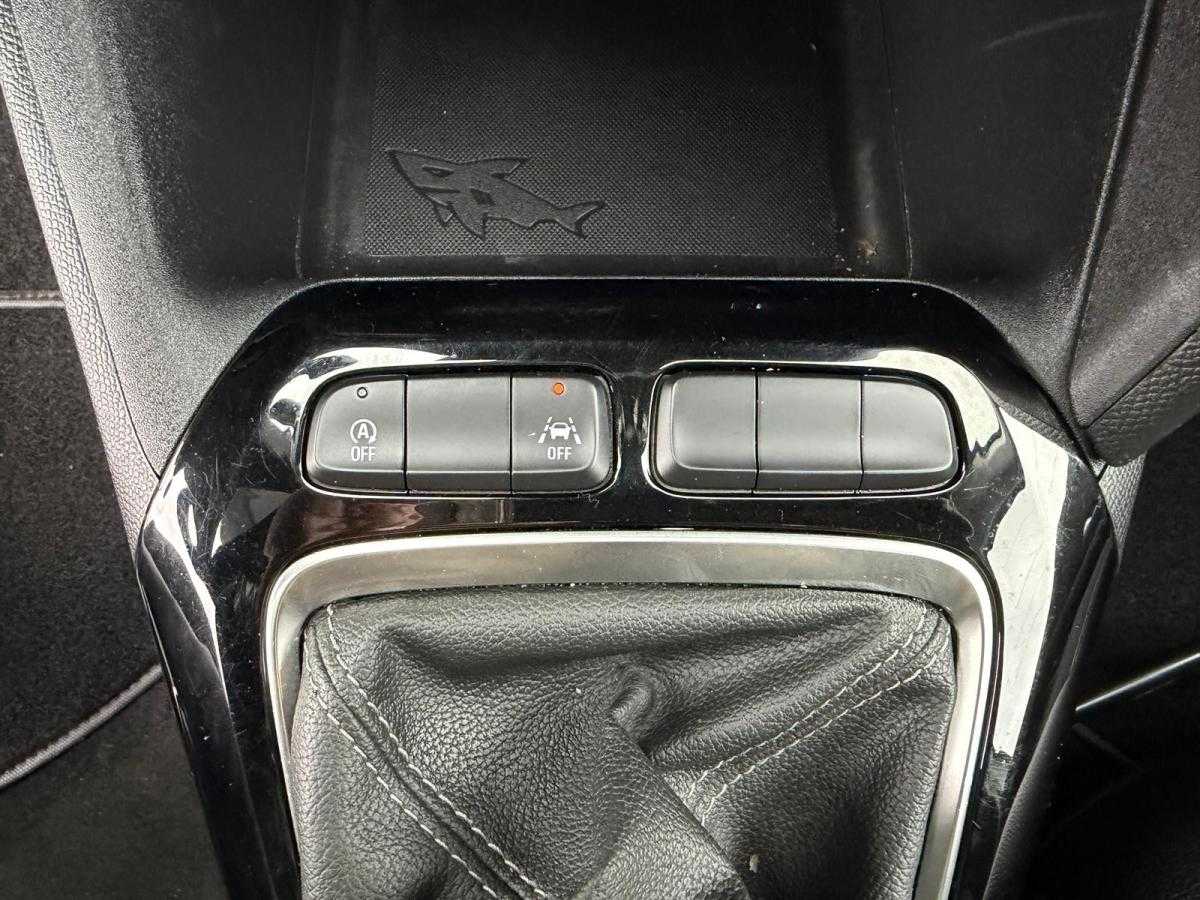 opel-corsa-2022-diesel-1499cc