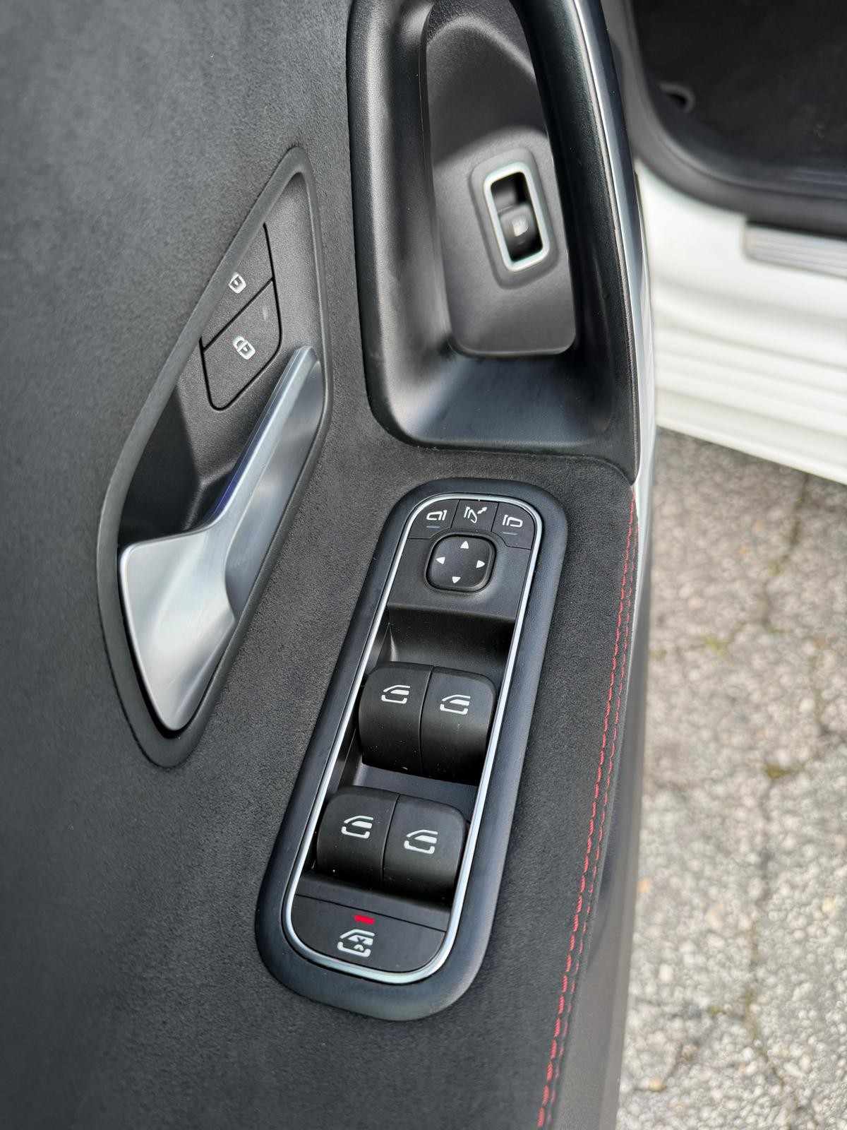 mercedes-benz-classe-a-2023-hibrido-a-gasolina-1332cc