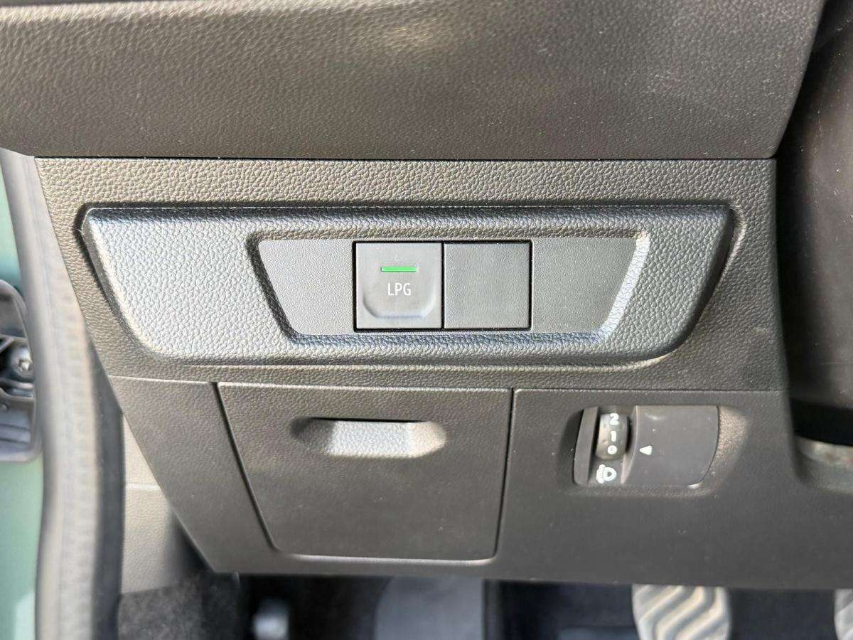 dacia-jogger-2023-gpl-999cc