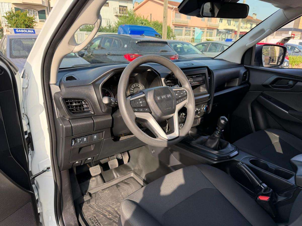 isuzu-d-max-2024-diesel-1898cc