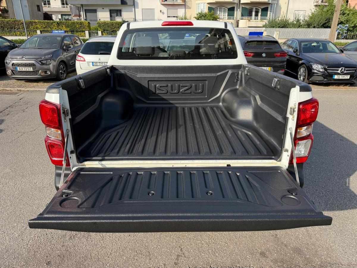 isuzu-d-max-2024-diesel-1898cc