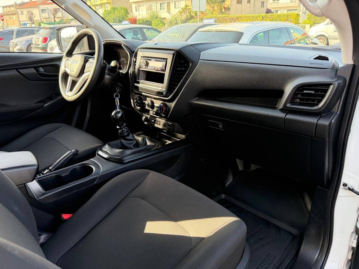 isuzu-d-max-2024-diesel-1898cc