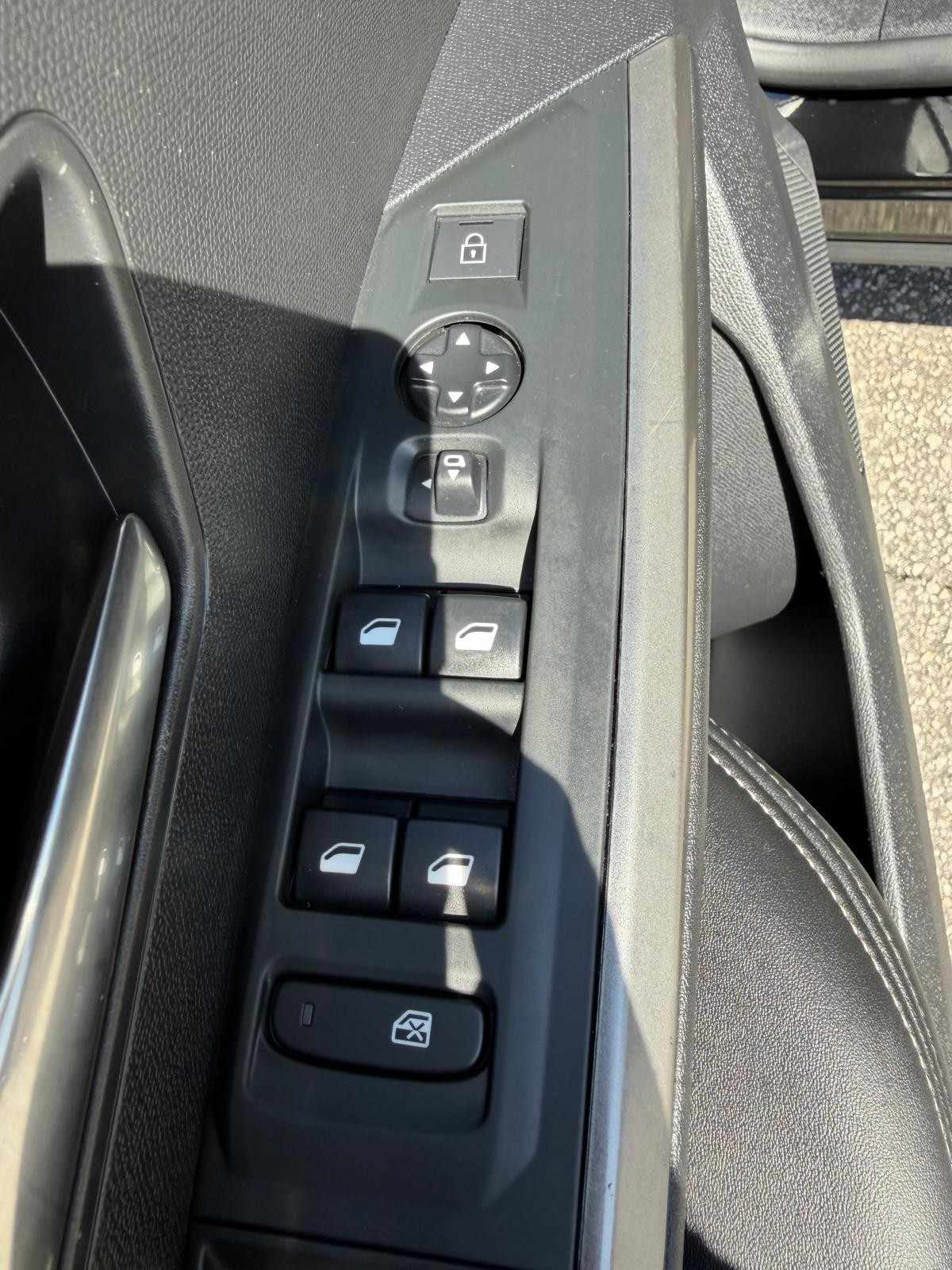 peugeot-3008-2025-gasolina-1199cc