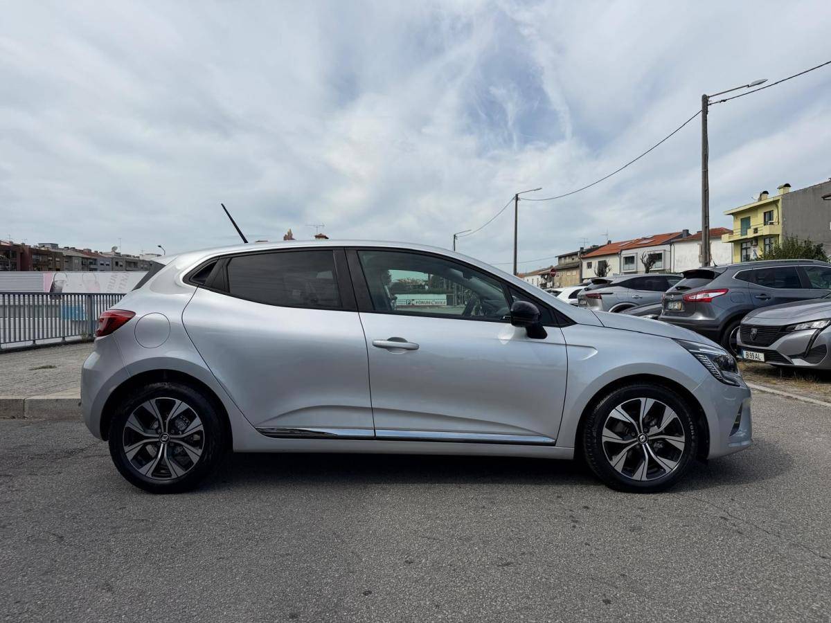 renault-clio-2023-gpl-999cc
