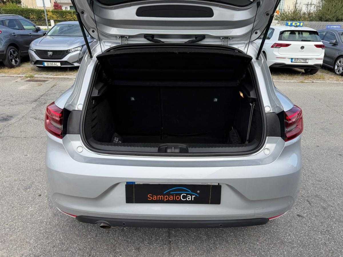 renault-clio-2023-gpl-999cc