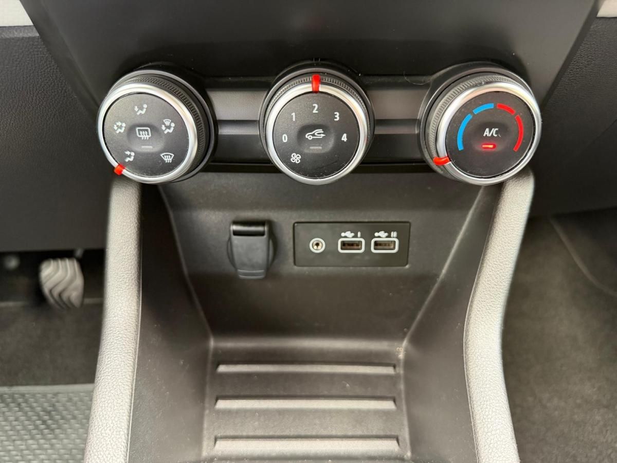 renault-clio-2023-gpl-999cc