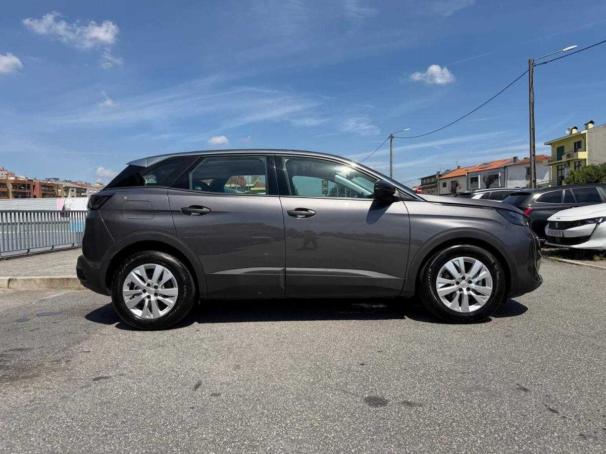 peugeot-3008-2022-diesel-1499cc