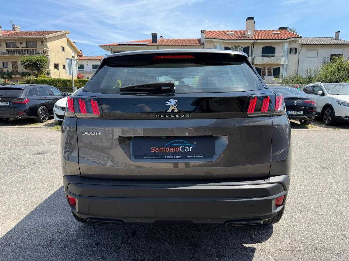 peugeot-3008-2022-diesel-1499cc