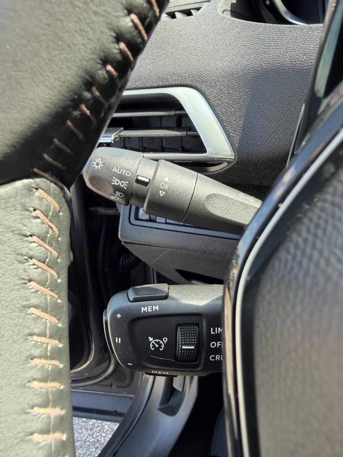 peugeot-3008-2022-diesel-1499cc