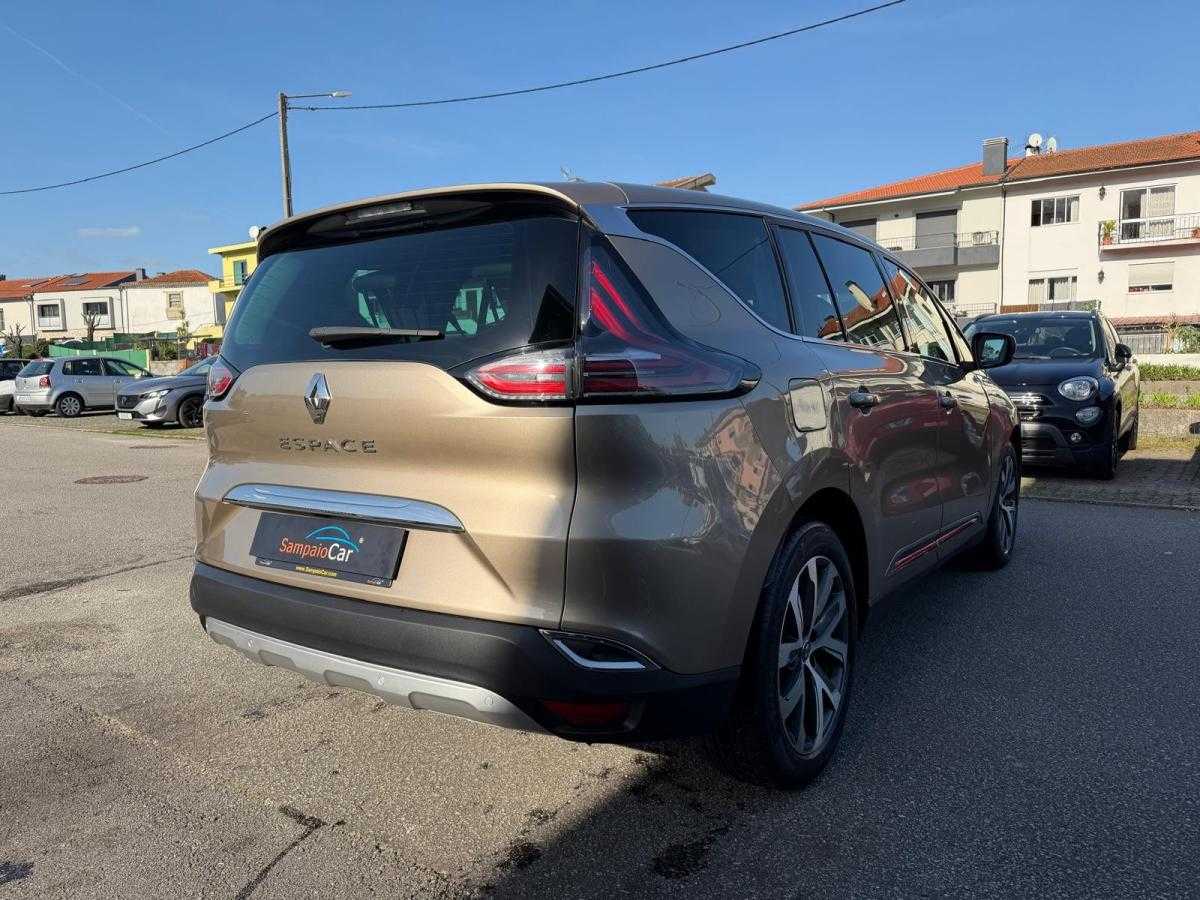 renault-espace-2016-diesel-1598cc