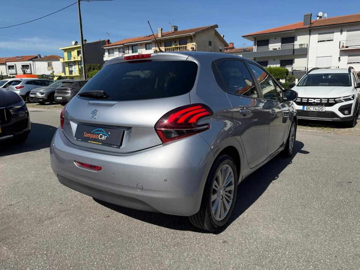 peugeot-208-2019-gasolina-1199cc