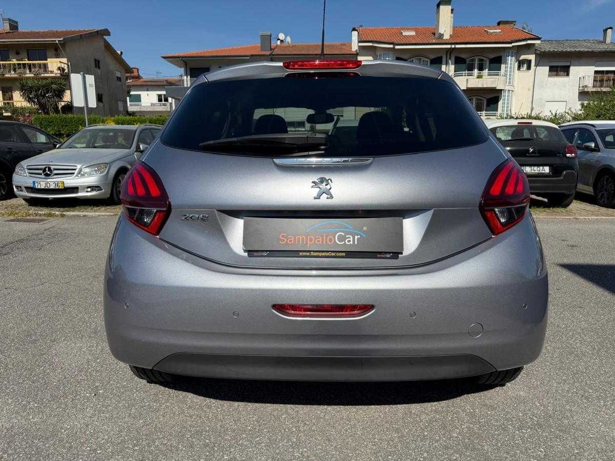 peugeot-208-2019-gasolina-1199cc
