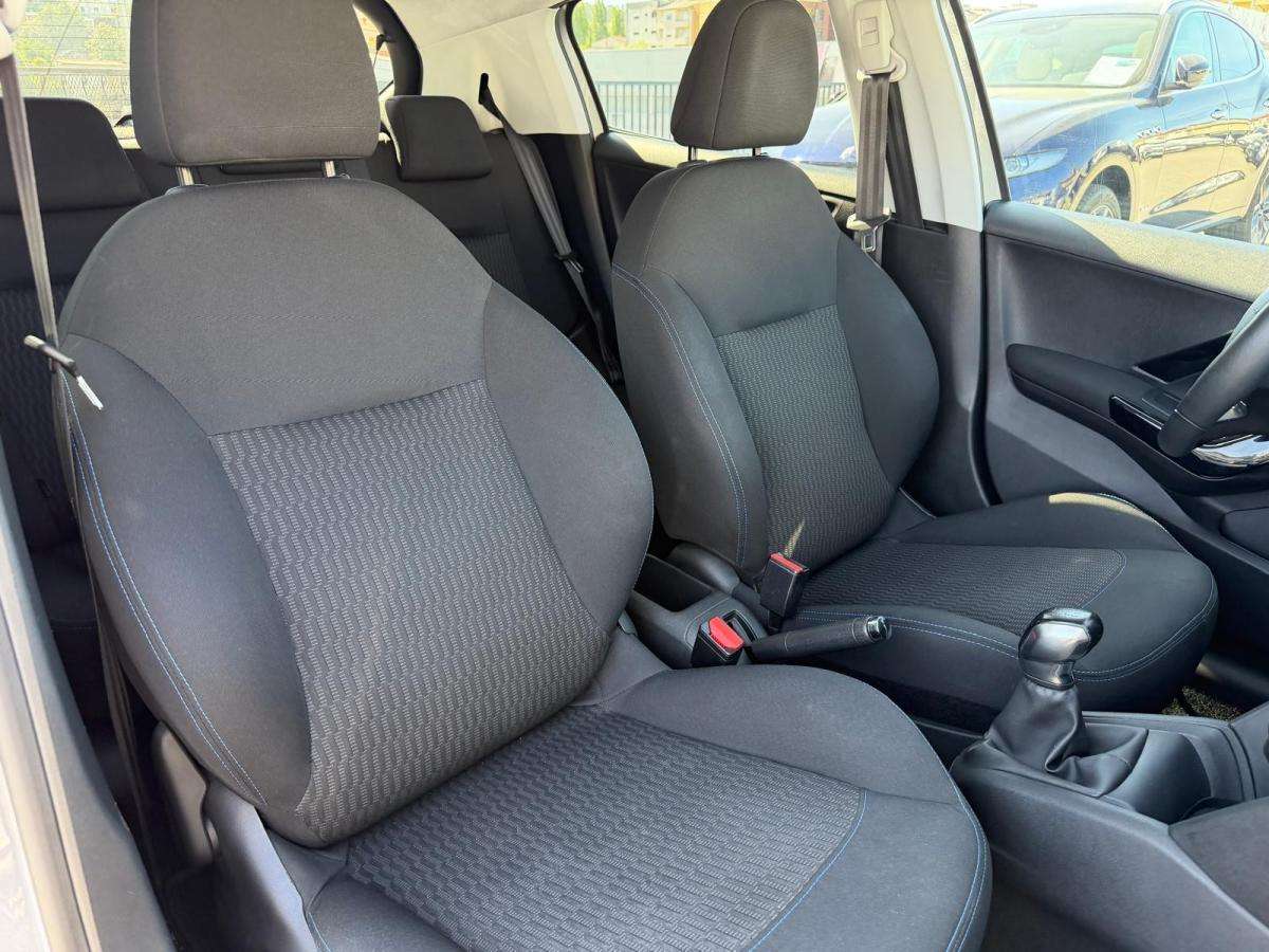 peugeot-208-2019-gasolina-1199cc