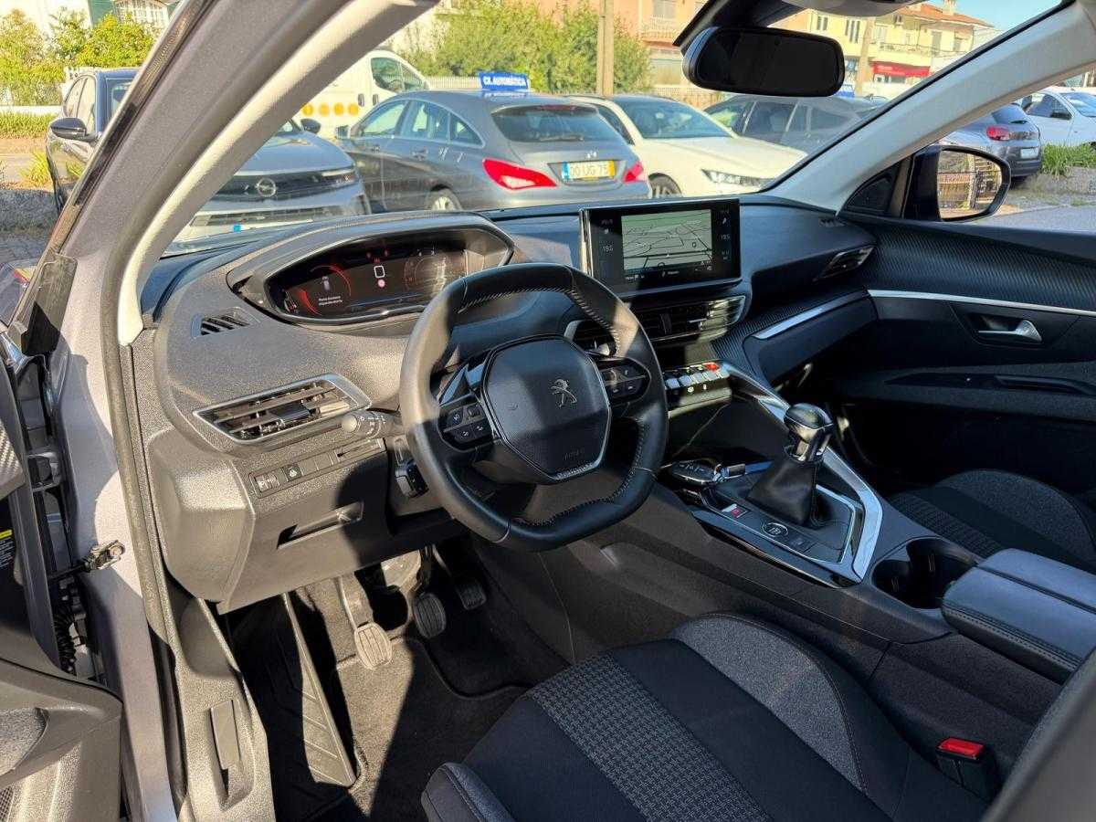 peugeot-3008-2022-diesel-1499cc