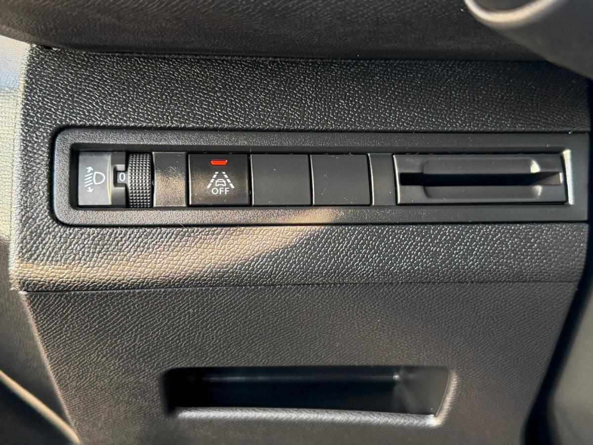 peugeot-3008-2022-diesel-1499cc