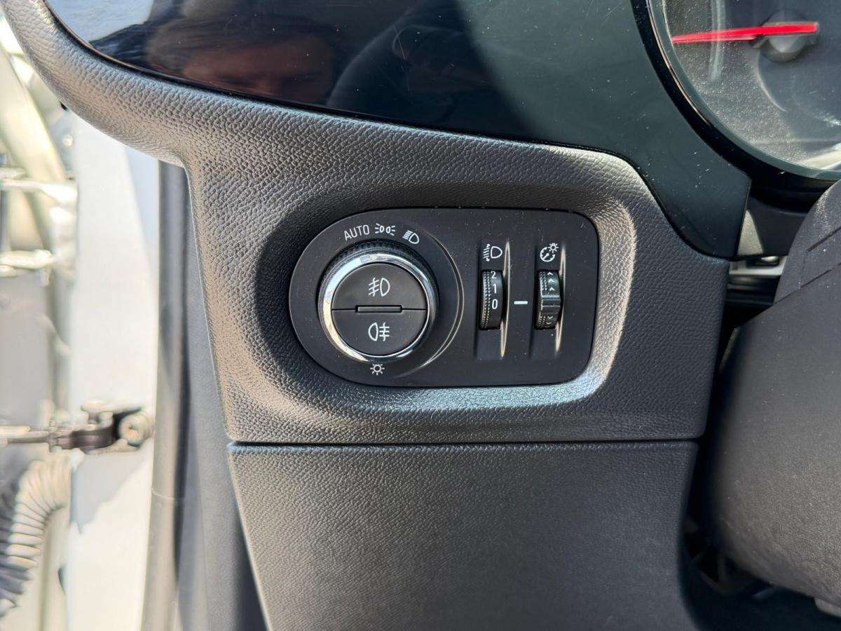opel-corsa-2024-gasolina-1199cc