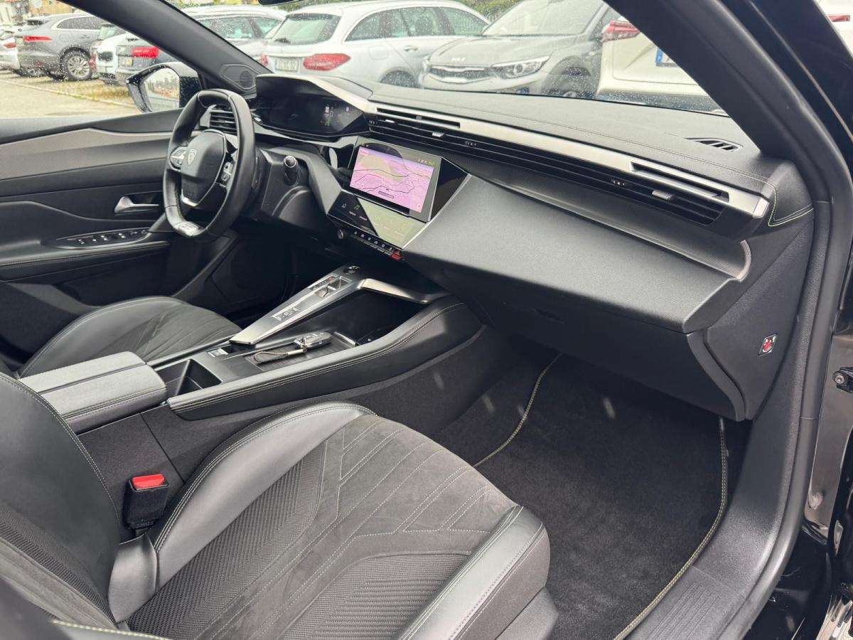 peugeot-308-sw-2023-diesel-1499cc