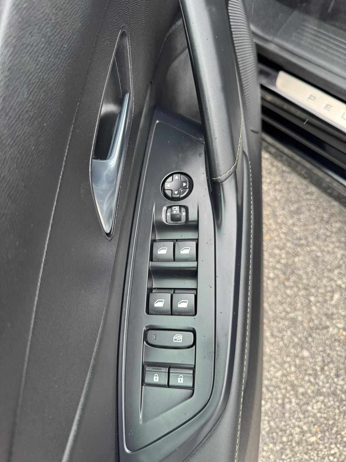 peugeot-308-sw-2023-diesel-1499cc