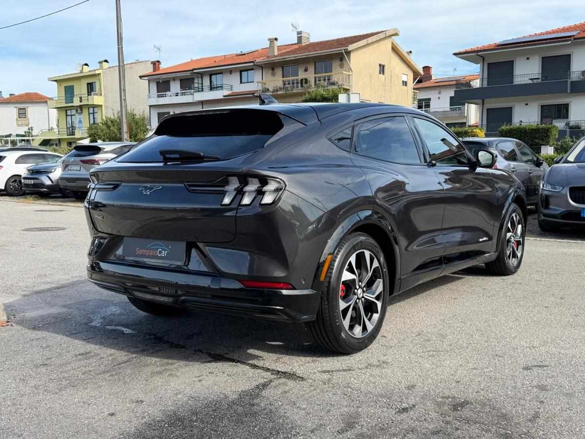 ford-mustang-2023-eletrico-500cc