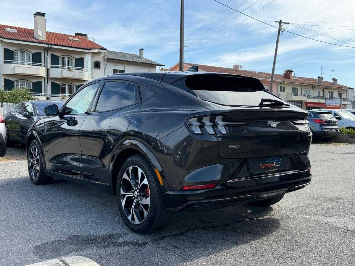 ford-mustang-2023-eletrico-500cc
