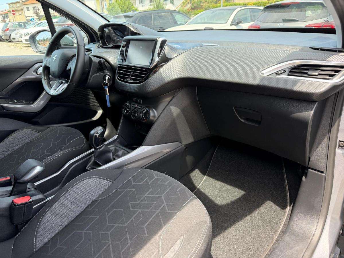 peugeot-2008-2016-diesel-1560cc