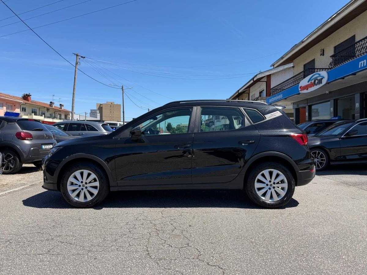 seat-arona-2023-gasolina-999cc