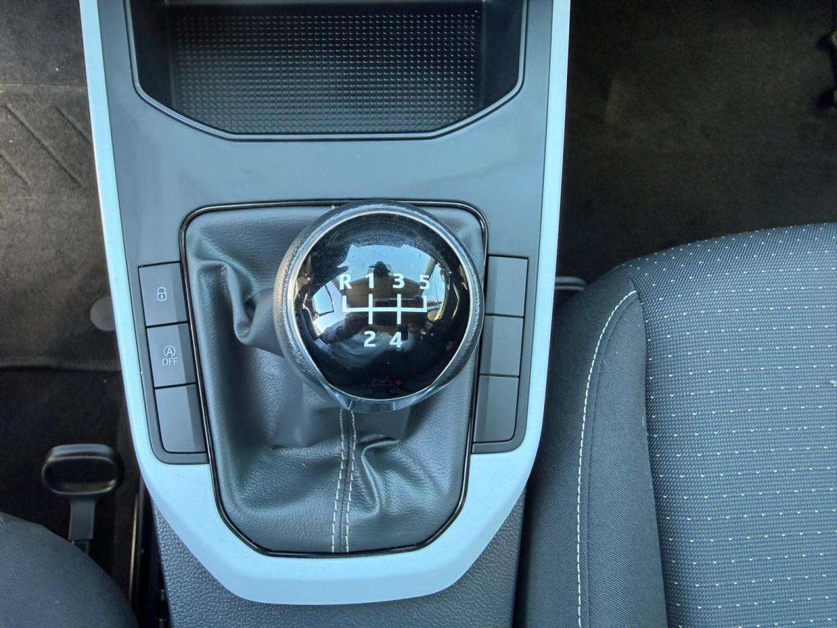 seat-arona-2023-gasolina-999cc