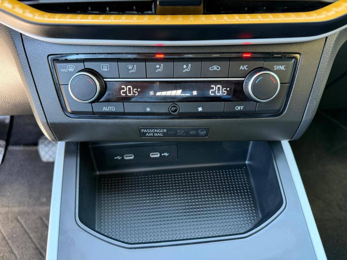 seat-arona-2023-gasolina-999cc