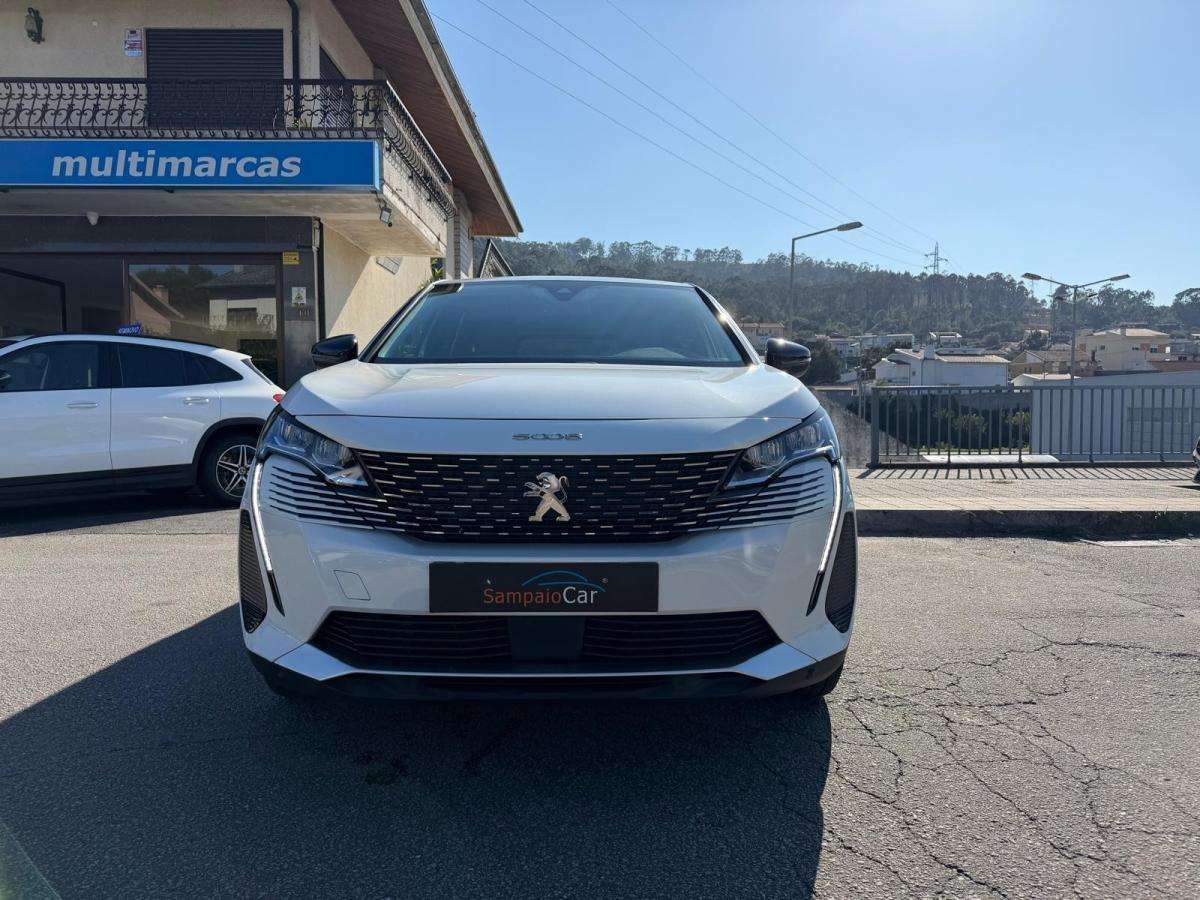peugeot-5008-2022-diesel-1499cc