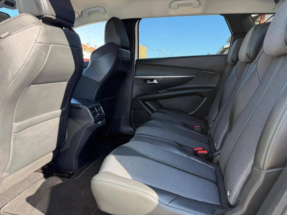 peugeot-5008-2022-diesel-1499cc