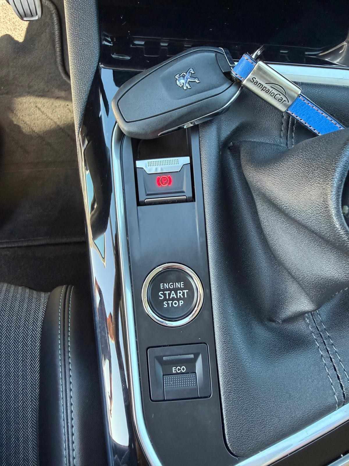 peugeot-5008-2022-diesel-1499cc