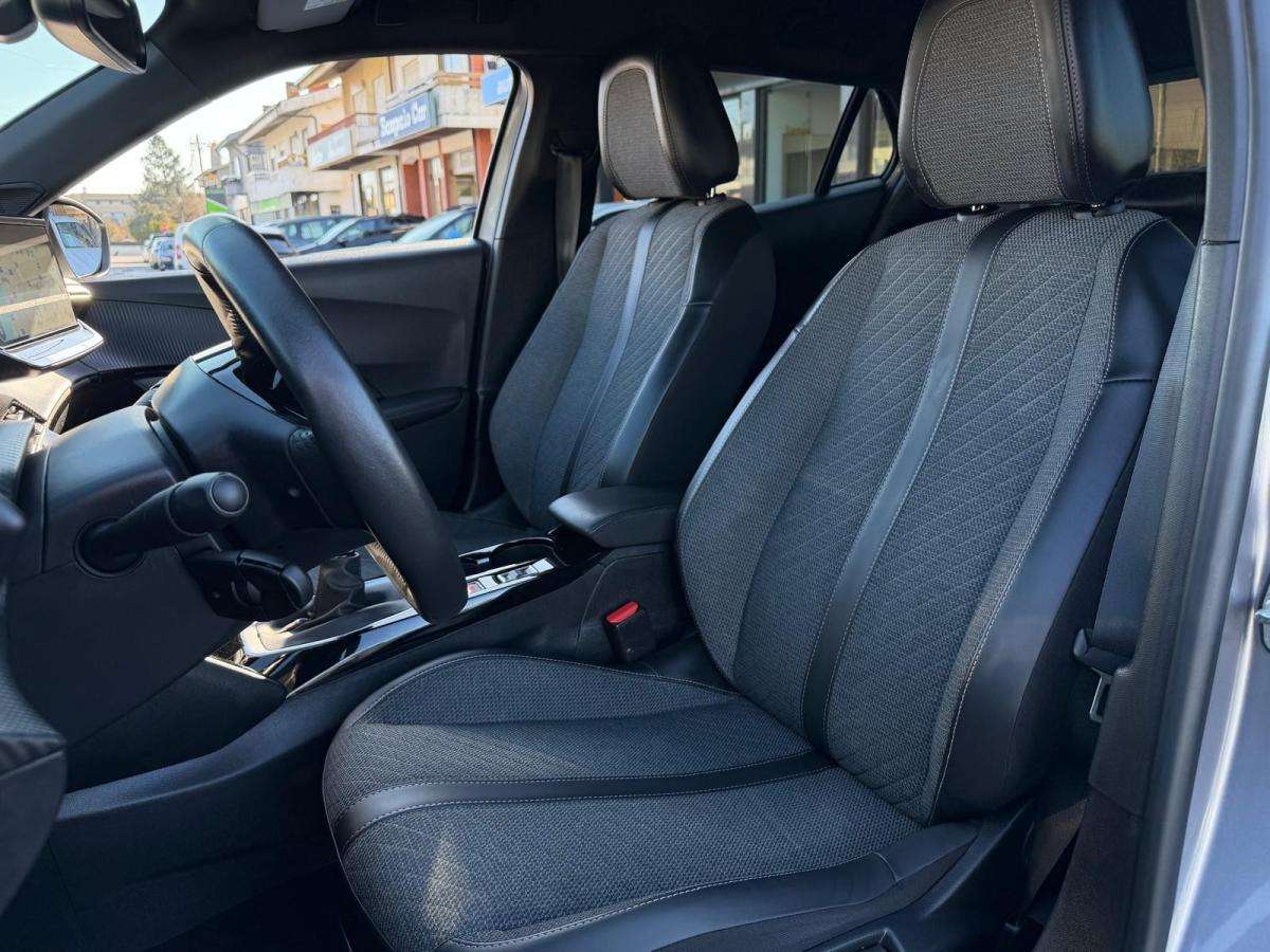 peugeot-2008-2024-gasolina-1199cc