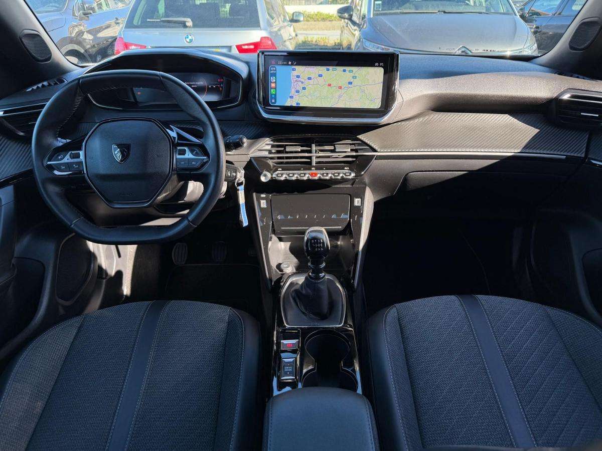 peugeot-2008-2024-gasolina-1199cc