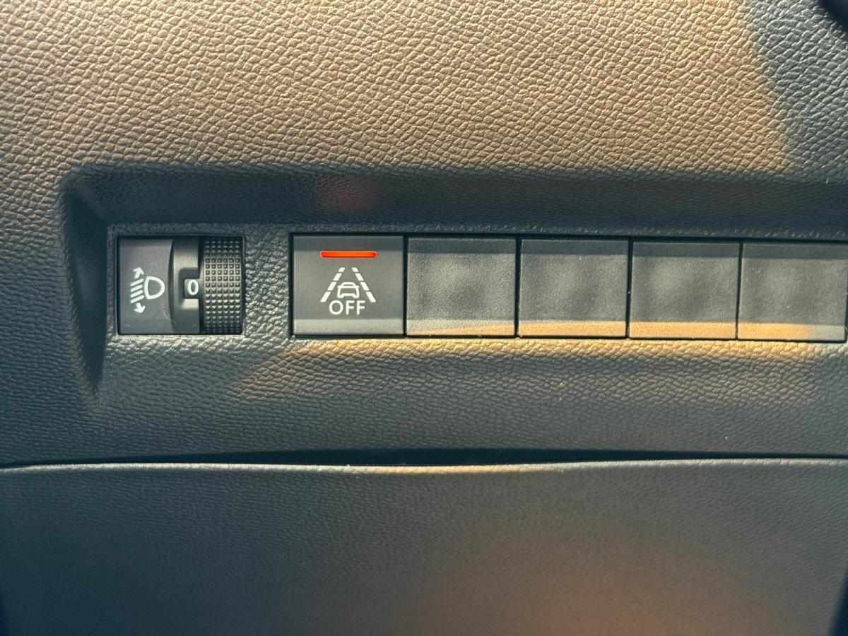 peugeot-2008-2021-gasolina-1199cc