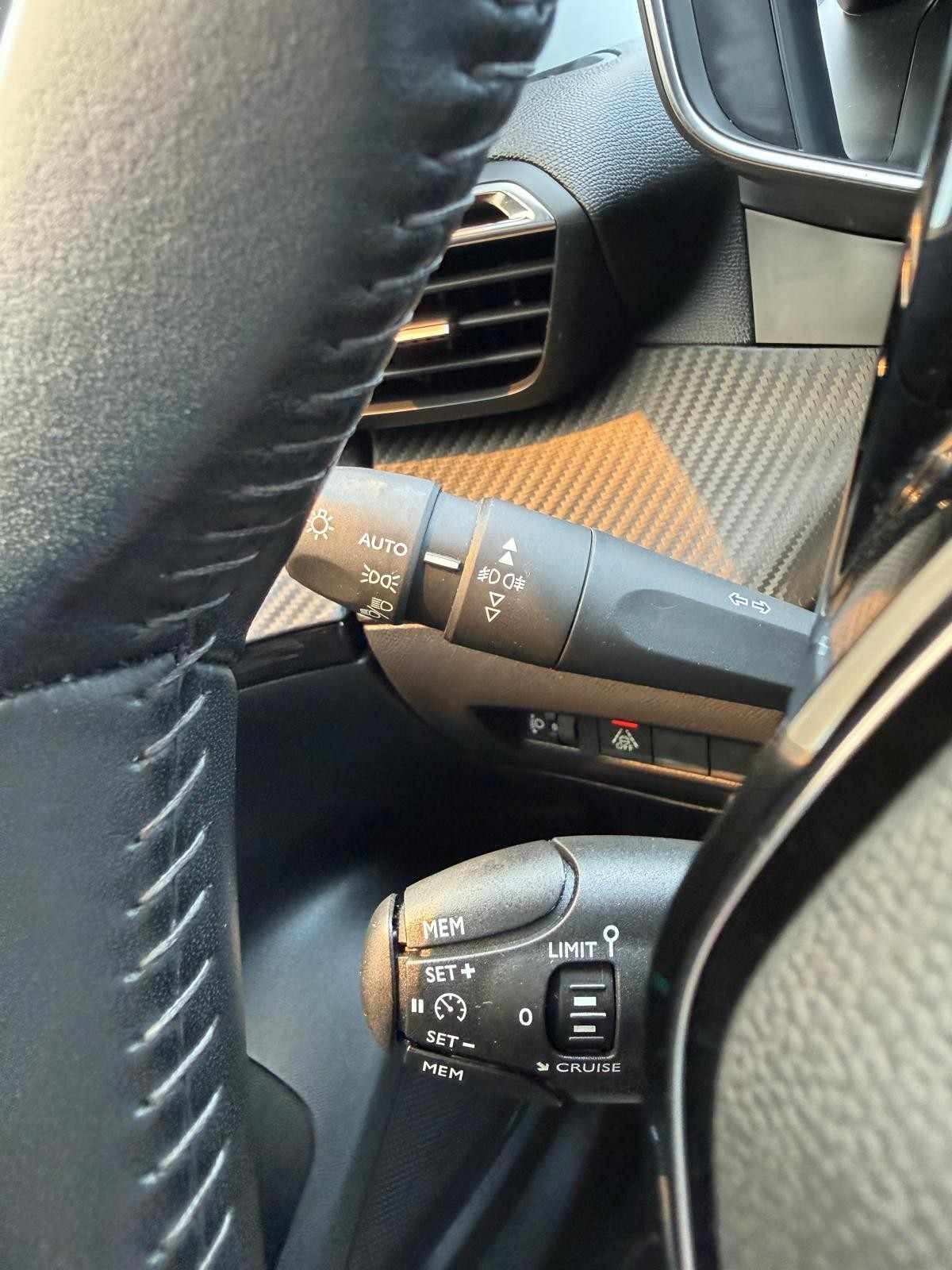 peugeot-2008-2021-gasolina-1199cc