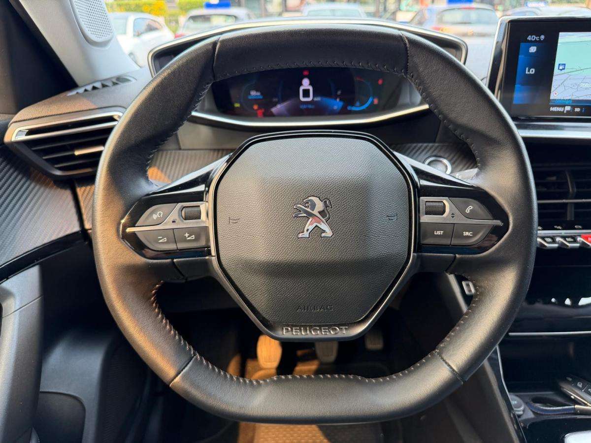 peugeot-2008-2021-gasolina-1199cc