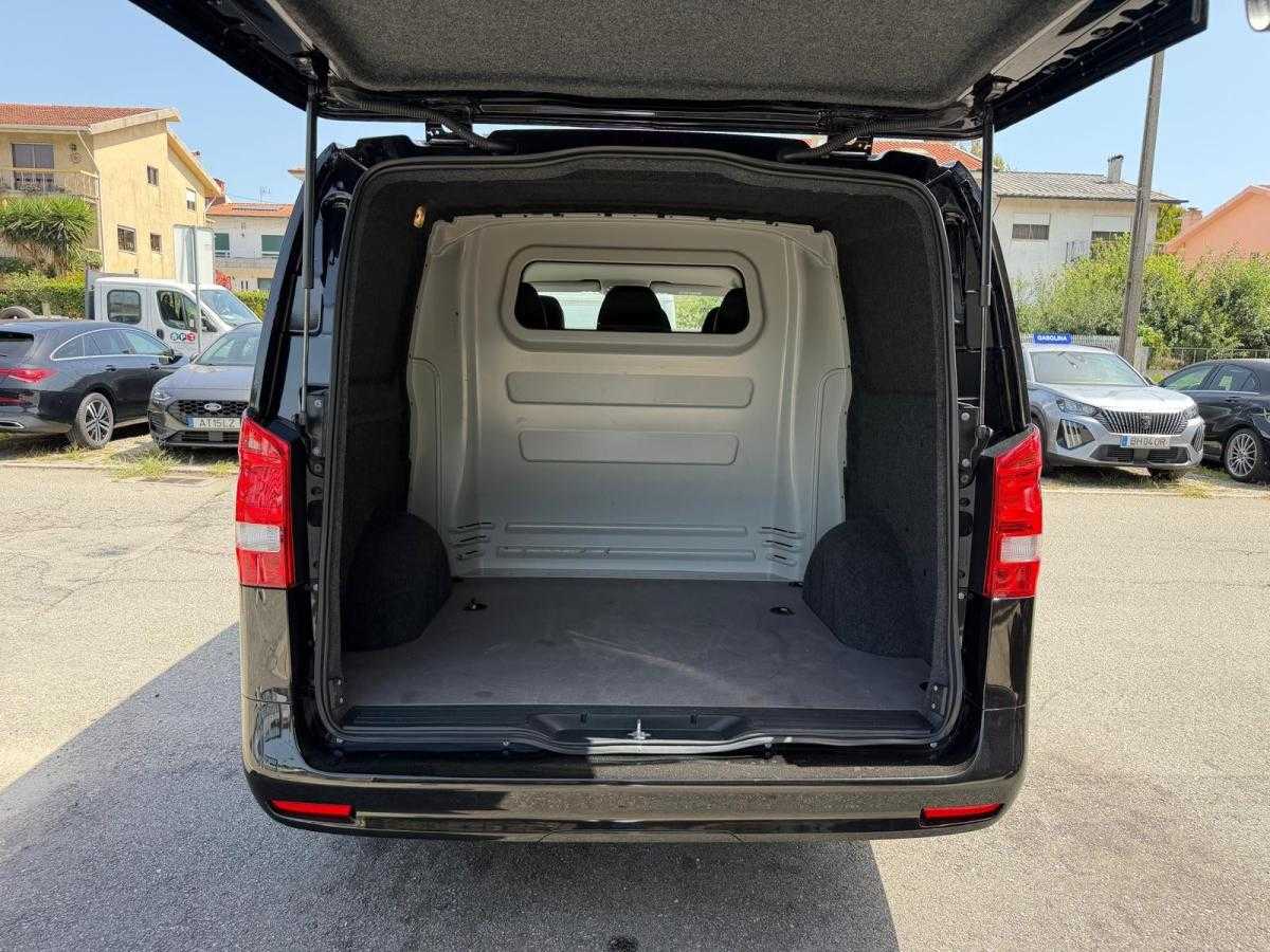 mercedes-benz-vito-2022-diesel-1950cc