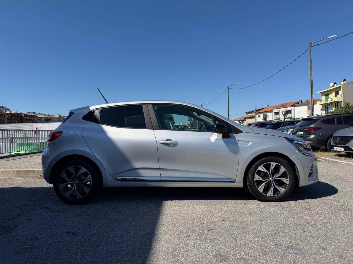 renault-clio-2023-gpl-999cc