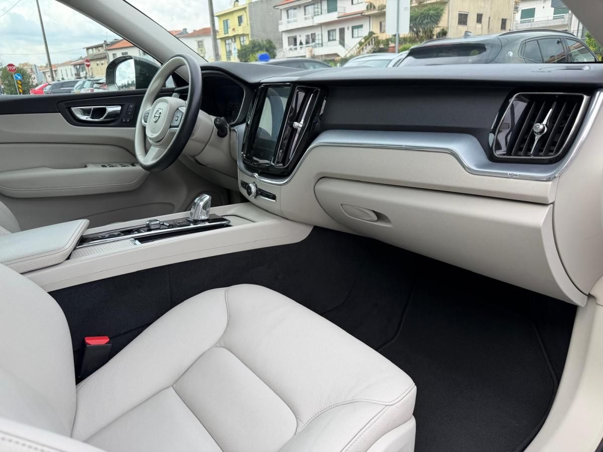 volvo-xc60-2018-hibrido-a-gasolina-1969cc