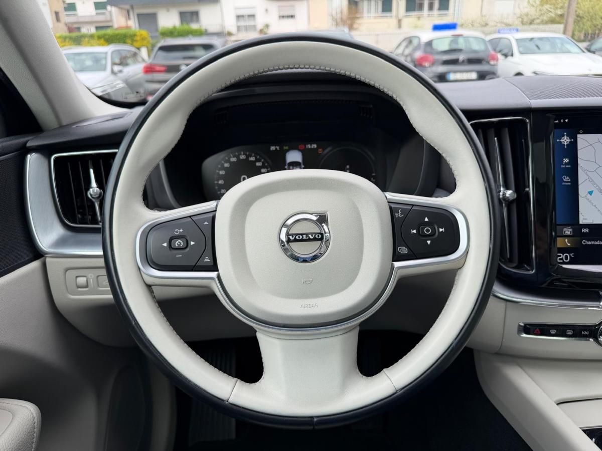 volvo-xc60-2018-hibrido-a-gasolina-1969cc